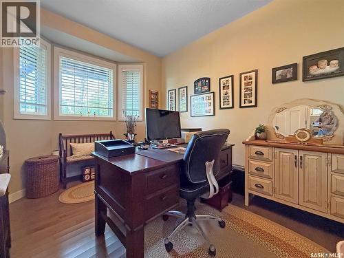 225 11Th Avenue, Swift Current, SK - Indoor Photo Showing Office