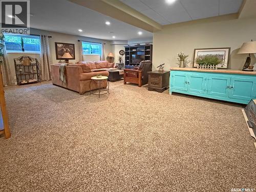 225 11Th Avenue, Swift Current, SK - Indoor