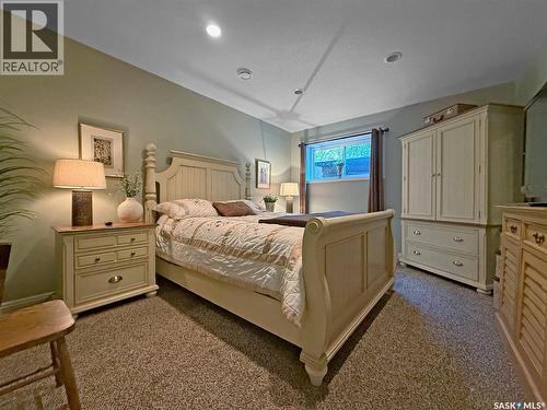 225 11Th Avenue, Swift Current, SK - Indoor Photo Showing Bedroom
