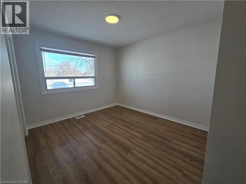 8199 Twenty Road E, Hamilton, ON - Indoor Photo Showing Other Room