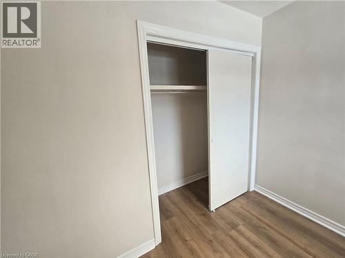 8199 Twenty Road E, Hamilton, ON - Indoor Photo Showing Other Room