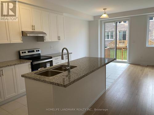 36 John Canning Way E, Markham, ON - Indoor Photo Showing Kitchen With Double Sink With Upgraded Kitchen