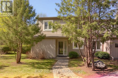 16 - 576 OXBOW CRESCENT  Collingwood, ON L9Y 5B4