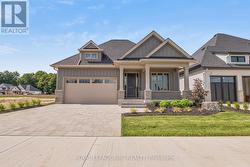 4 PAGE STREET  Pelham (Fonthill), ON L3E 0X3