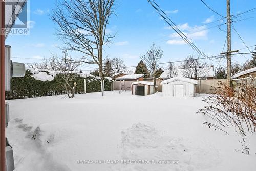 1530 Weyburn Street, Ottawa, ON - Outdoor