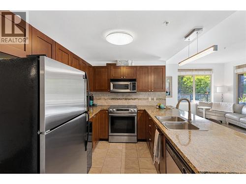 4205 Gellatly Road Unit# 238, West Kelowna, BC - Indoor Photo Showing Kitchen With Double Sink