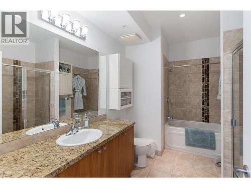 4205 Gellatly Road Unit# 238, West Kelowna, BC - Indoor Photo Showing Bathroom