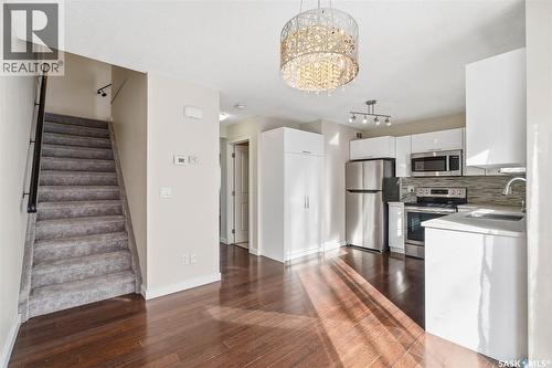 241 245 Ashworth Crescent, Saskatoon, SK - Indoor Photo Showing Kitchen