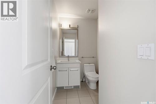 241 245 Ashworth Crescent, Saskatoon, SK - Indoor Photo Showing Bathroom