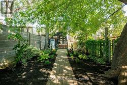 BSMT - 70 CARLAW AVENUE  Toronto, ON M4M 2R7