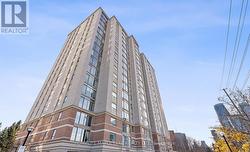 1304 - 200 BURNHAMTHORPE ROAD E  Mississauga, ON L5A 4L4