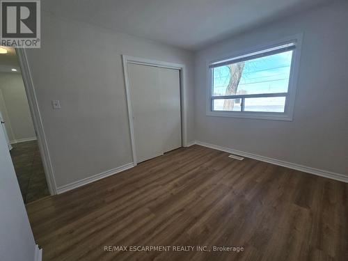 8199 Twenty Road E, Hamilton, ON - Indoor Photo Showing Other Room