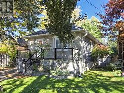 139 SCARBORO CRESCENT  Toronto, ON M1M 2J5