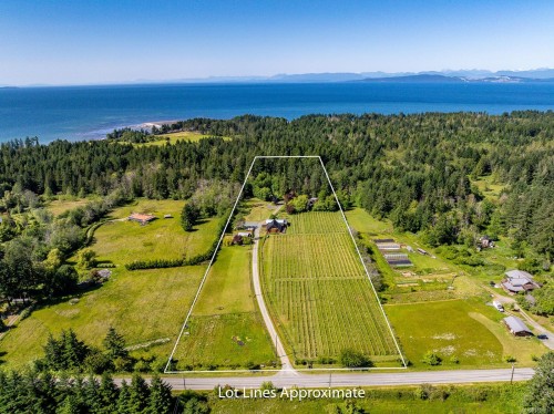 1885 Central Rd, Hornby Island, BC 