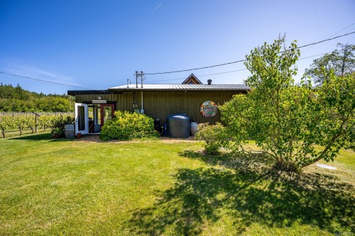 1885 Central Rd, Hornby Island, BC 