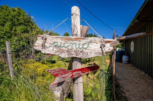 1885 Central Rd, Hornby Island, BC 