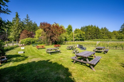 1885 Central Rd, Hornby Island, BC 