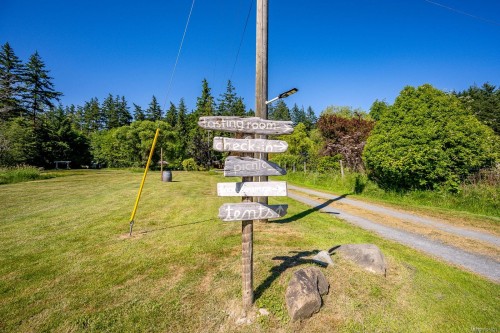 1885 Central Rd, Hornby Island, BC 