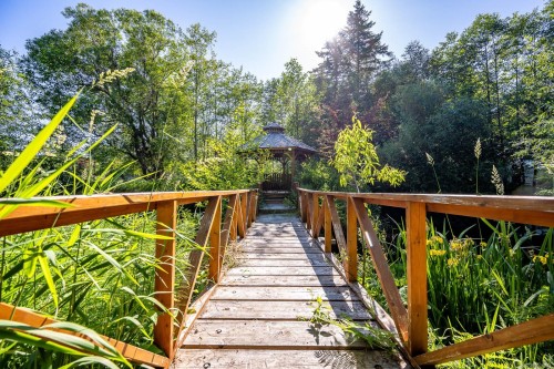 1885 Central Rd, Hornby Island, BC 