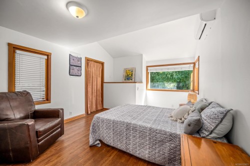 1885 Central Rd, Hornby Island, BC 