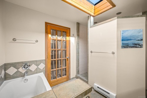 1885 Central Rd, Hornby Island, BC 