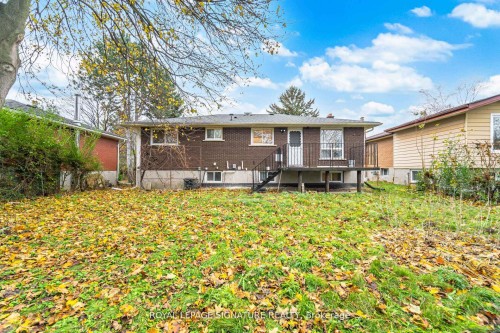 406 Tamarack Drive, Waterloo, ON - Outdoor