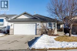 13 Dillon Close  Red Deer, AB T4R 2X7