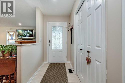 13 Dillon Close, Red Deer, AB 