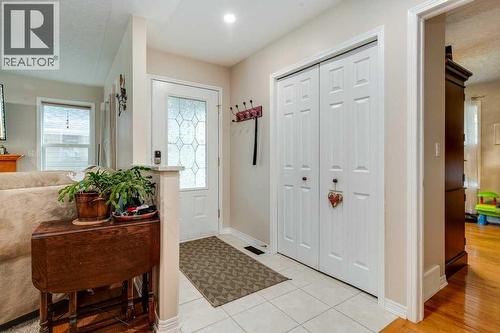 13 Dillon Close, Red Deer, AB 