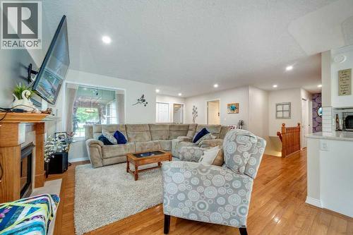 13 Dillon Close, Red Deer, AB 