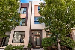 257Z Rue de la Rotonde  Montréal (Verdun/Île-Des-Soeurs), QC H3E 0B8