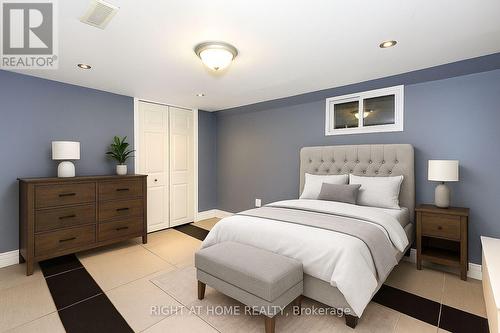 180 Rosslyn Avenue N, Hamilton, ON - Indoor Photo Showing Bedroom