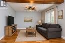 180 Rosslyn Avenue N, Hamilton, ON  - Indoor Photo Showing Living Room 