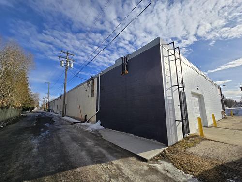 5010  50 Ave, Calmar, AB 