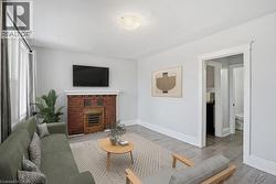 1 FAIRHOLT Road N Unit# 11  Hamilton, ON L8M 1C1