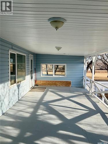 133 Railway Avenue, Ponteix, SK - Outdoor