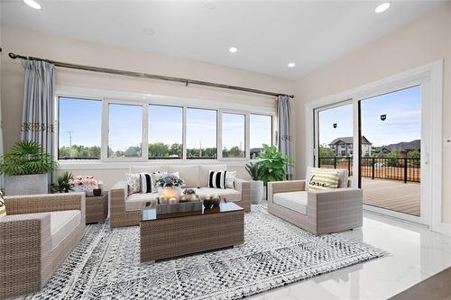 4 Discovery Cove, Headingley, MB 