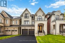 34 METEORITE STREET  Richmond Hill, ON L4C 4M9