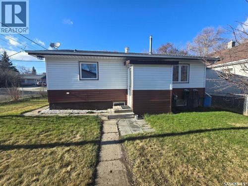517 Nina Street, Broadview, SK - Outdoor