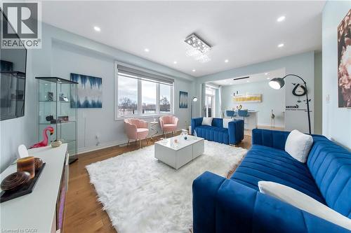 Living room with wood finished floors and recessed lighting - 59 Greti Drive, Hamilton, ON - Indoor Photo Showing Living Room