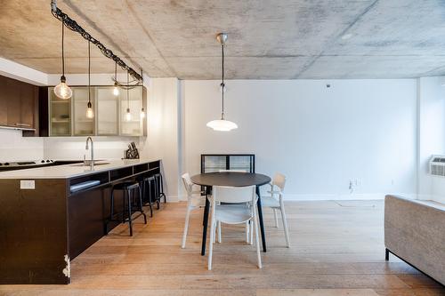 Dining room - 615-1010 Rue William, Montréal (Le Sud-Ouest), QC - Indoor Photo Showing Kitchen