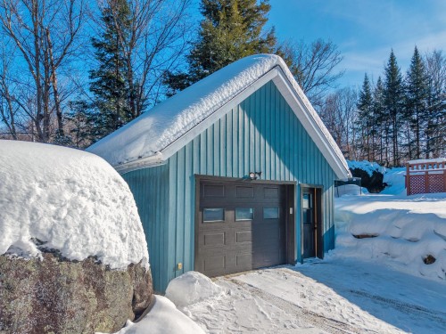 Garage - 365 Ch. De La Digue, Mont-Tremblant, QC - Outdoor