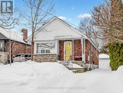 18 ROBLIN AVENUE  Toronto, ON M4C 3P8