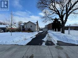 LOWER (BASEMENT) - 345 HAWKRIDGE AVENUE  Hamilton, ON L9C 3L3