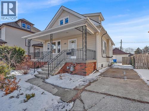 821 MARENTETTE AVENUE  Windsor, ON N9A 1Z7