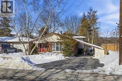 172 OLD ANCASTER Road  Dundas, ON L9H 3R4