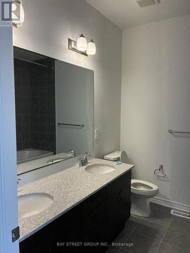 9 Moss Drive E, Markham, ON - Indoor Photo Showing Bathroom