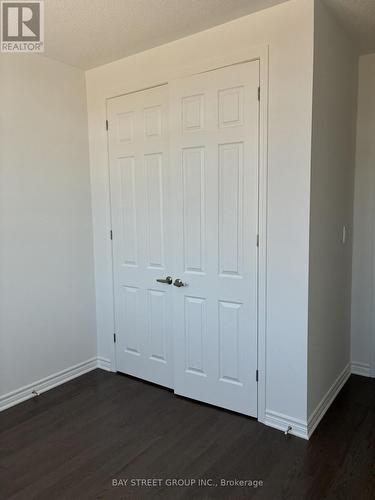 9 Moss Drive E, Markham, ON - Indoor Photo Showing Other Room