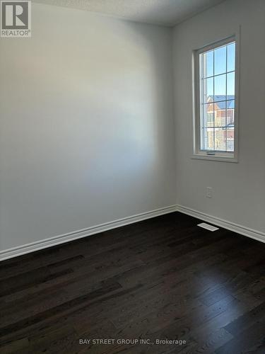 9 Moss Drive E, Markham, ON - Indoor Photo Showing Other Room