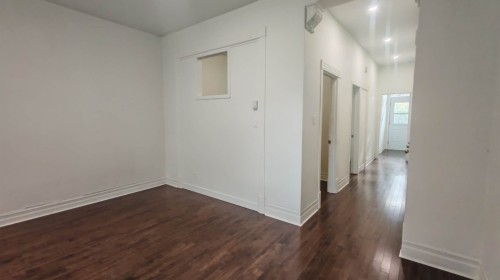 Salon - 3835 Rue Rivard, Montréal (Le Plateau-Mont-Royal), QC - Indoor Photo Showing Other Room